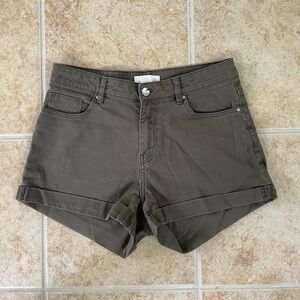 Stylish Greenish-Gray Shorts